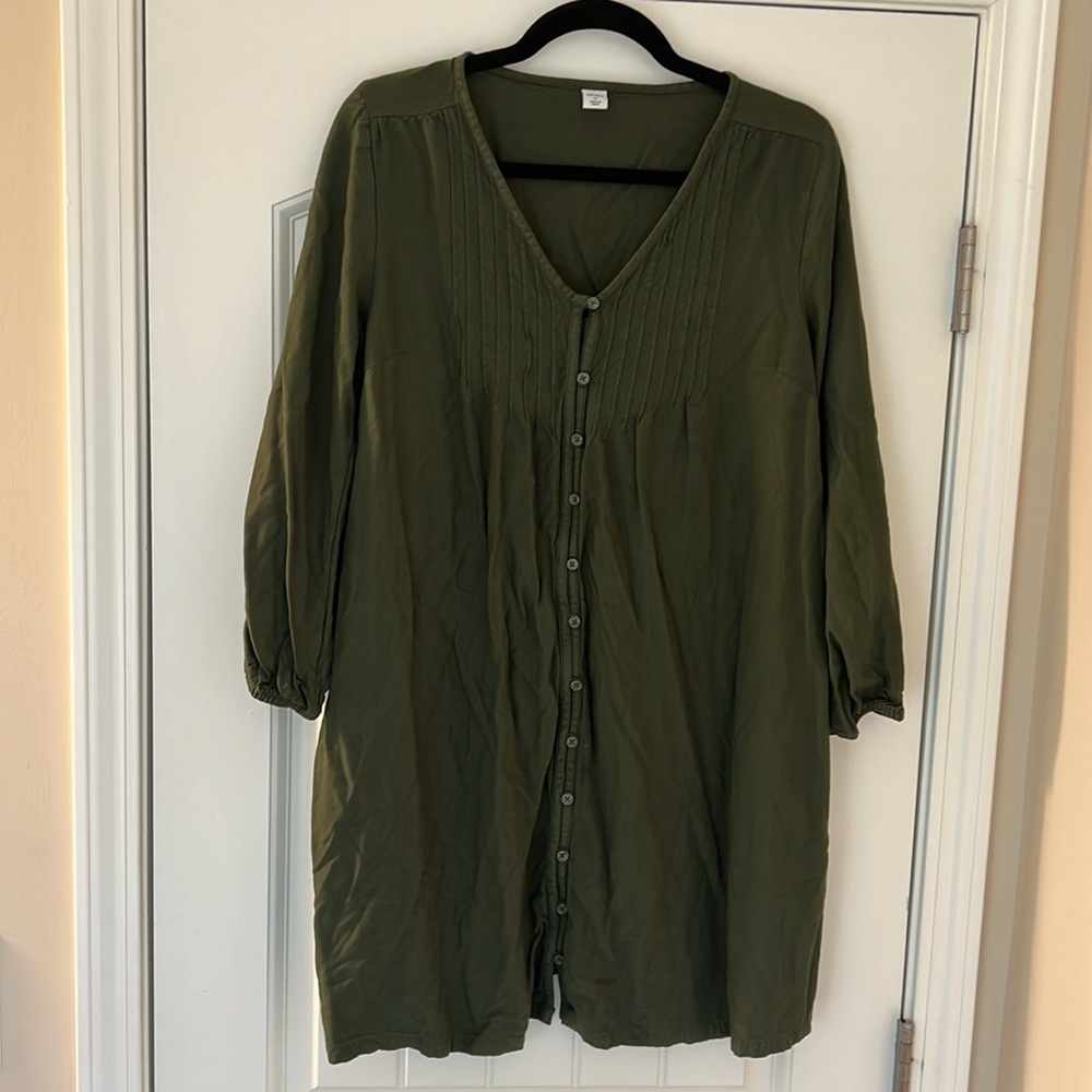 Medium old navy dress